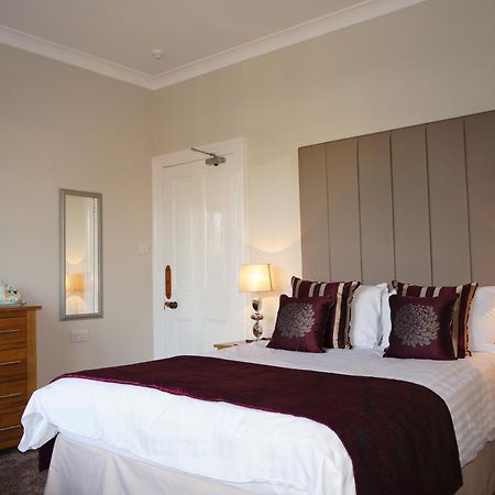 เดอะลาวน์เกสท์เฮาส์ Hotel ฮอร์เลย์ ภายนอก รูปภาพ